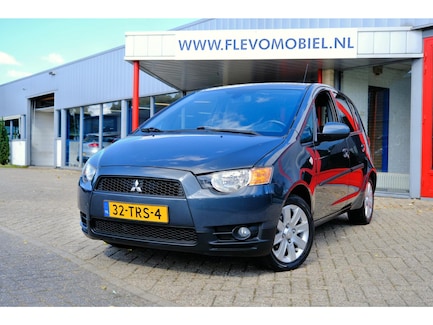 Mitsubishi Colt 0