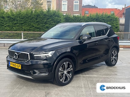Volvo XC40 0