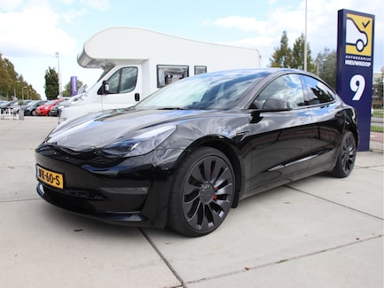 Tesla Model 3 0