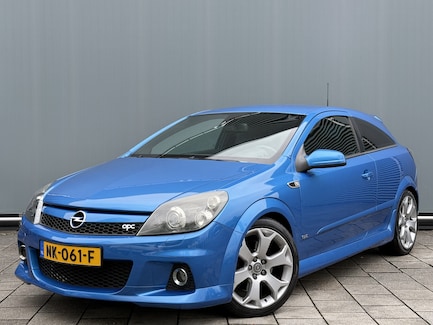 Opel Astra 0