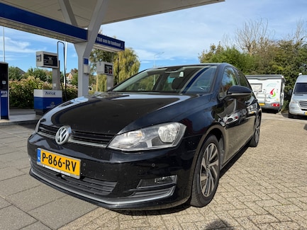 Volkswagen Golf 0