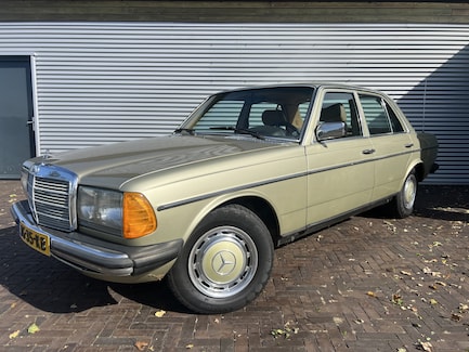Mercedes-Benz 200-Serie 0