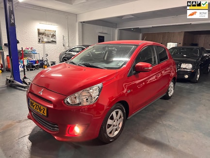 Mitsubishi Space Star 0
