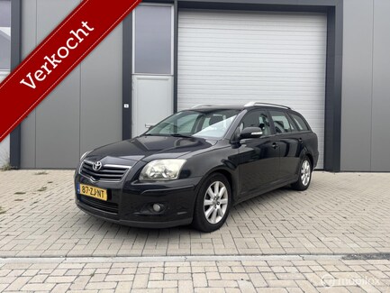 Toyota Avensis 0