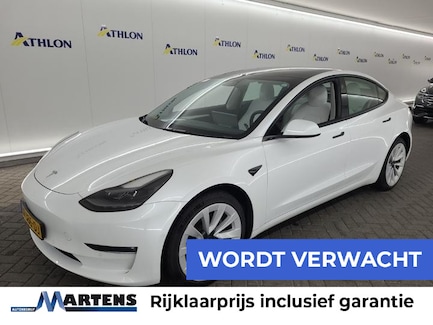 Tesla Model 3 0