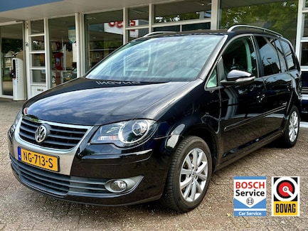 Volkswagen Touran 0