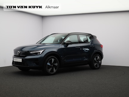 Volvo EX40 0