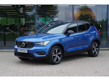 Volvo XC40 0