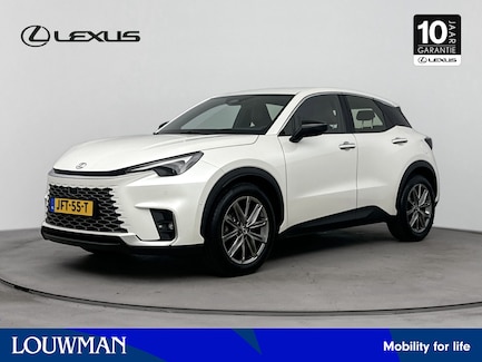 Lexus LBX 0