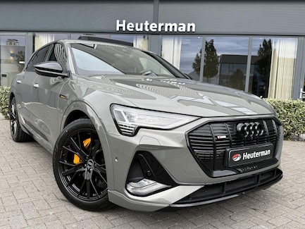 Audi E-tron 0