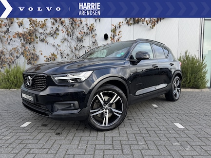 Volvo XC40 0