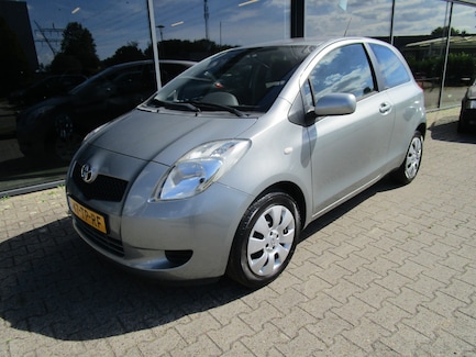 Toyota Yaris 0