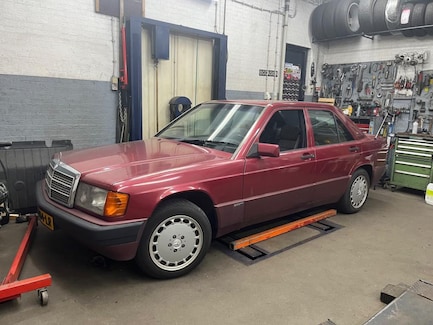 Mercedes-Benz 190-Serie 0