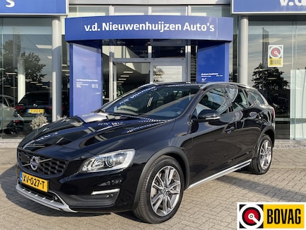 Volvo V60 Cross Country 0