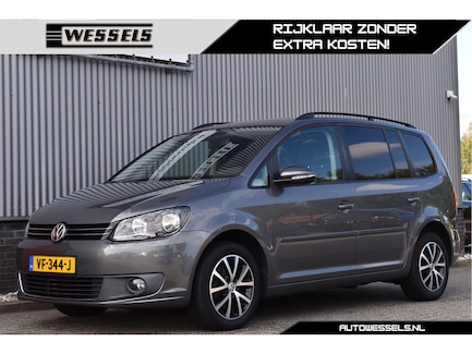 Volkswagen Touran 0