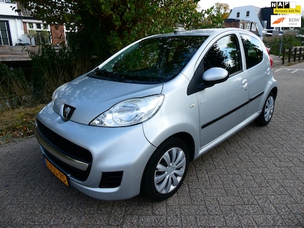 Peugeot 107 0