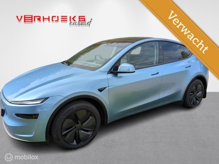 Tesla Model Y 0