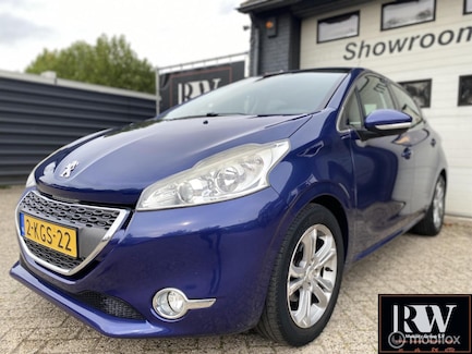 Peugeot 208 0