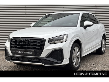 Audi Q2 0