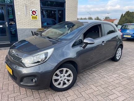 Kia Rio 0