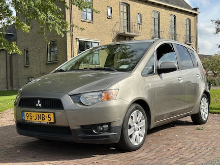 Mitsubishi Colt 0
