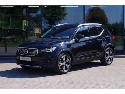 Volvo XC40 0