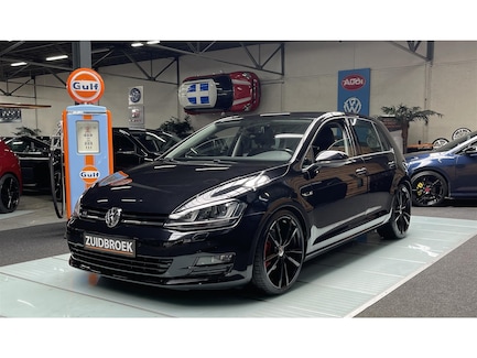 Volkswagen Golf 0