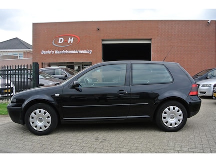 Volkswagen Golf 0