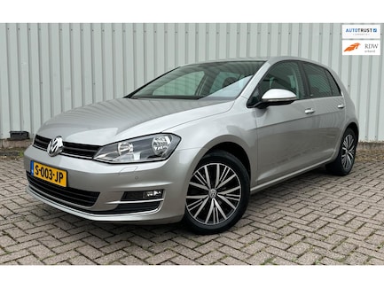 Volkswagen Golf 0