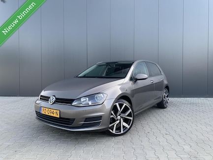 Volkswagen Golf 0