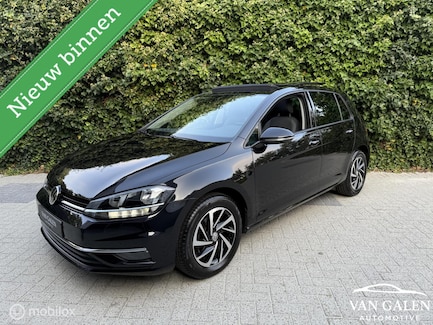 Volkswagen Golf 0