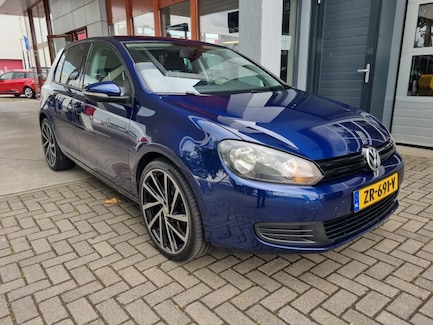 Volkswagen Golf 0