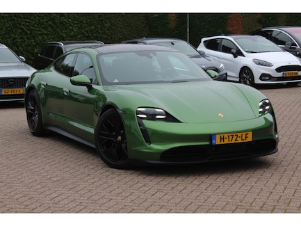 Porsche Taycan 0