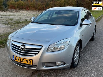 Opel Insignia 0