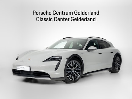 Porsche Taycan Cross Turismo 0