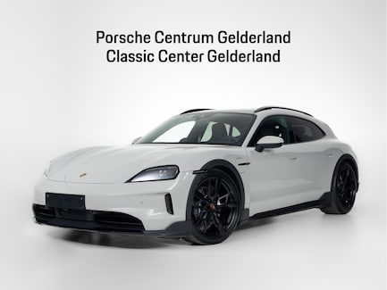Porsche Taycan Cross Turismo 0