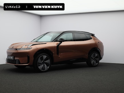 Lynk & Co 08 0