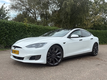 Tesla Model S 0