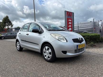Toyota Yaris 0