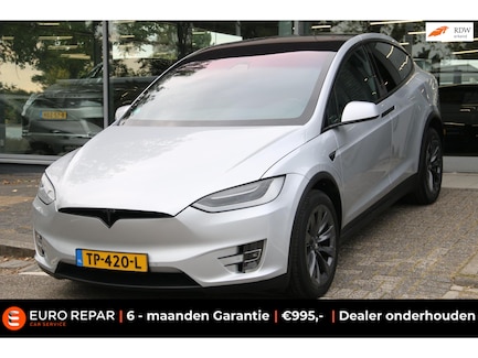 Tesla Model X 0