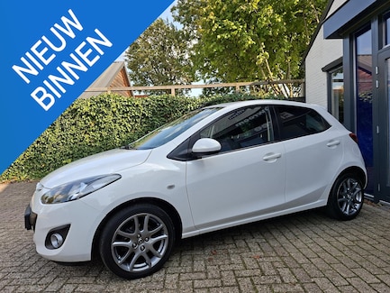 Mazda 2 0