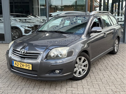 Toyota Avensis 0