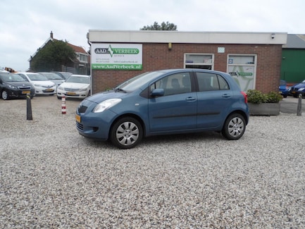 Toyota Yaris 0
