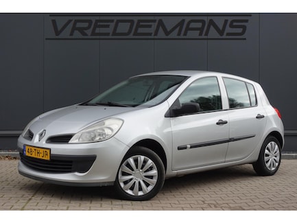 Renault Clio 0