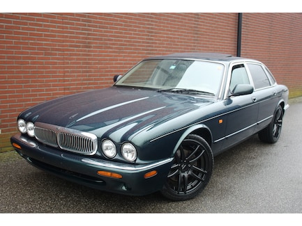 Jaguar XJ 0