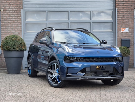 Lynk & Co 01 0
