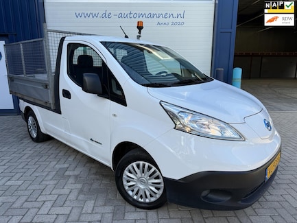 Nissan E-NV200 0
