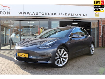Tesla Model 3 0