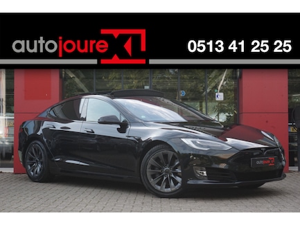 Tesla Model S 0