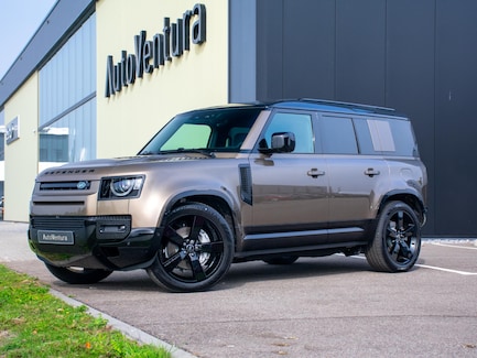 Land Rover Defender 0